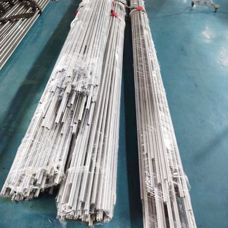 不銹鋼無(wú)縫管的打頭工序